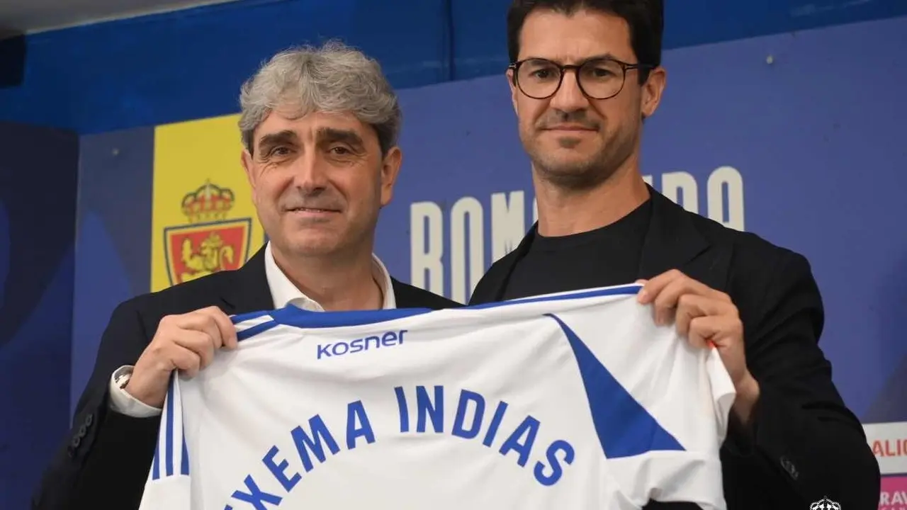 Txema Indias junto a Fernando L&oacute;pez / REAL ZARAGOZA