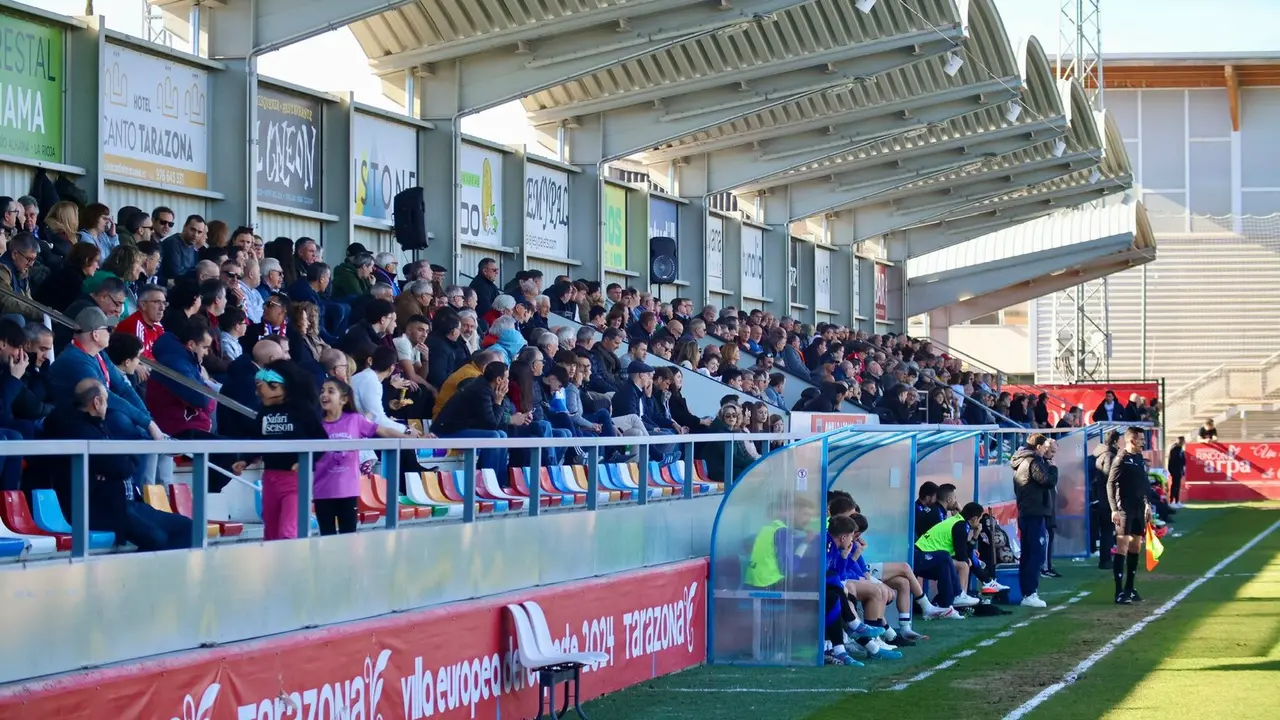 Gradas del Estadio Municipal de Tarazona / SD Tarazona