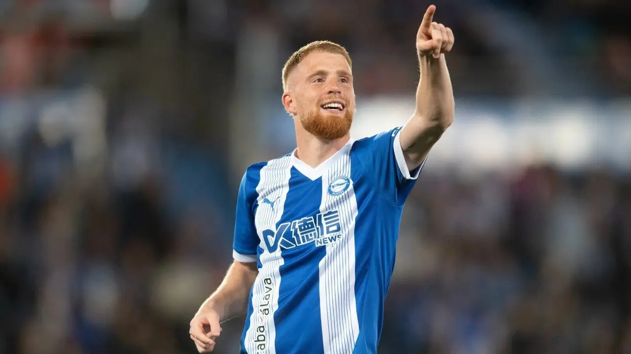 Carlos Vicente durante la celebraci&oacute;n de un gol / Deportivo Alav&eacute;s