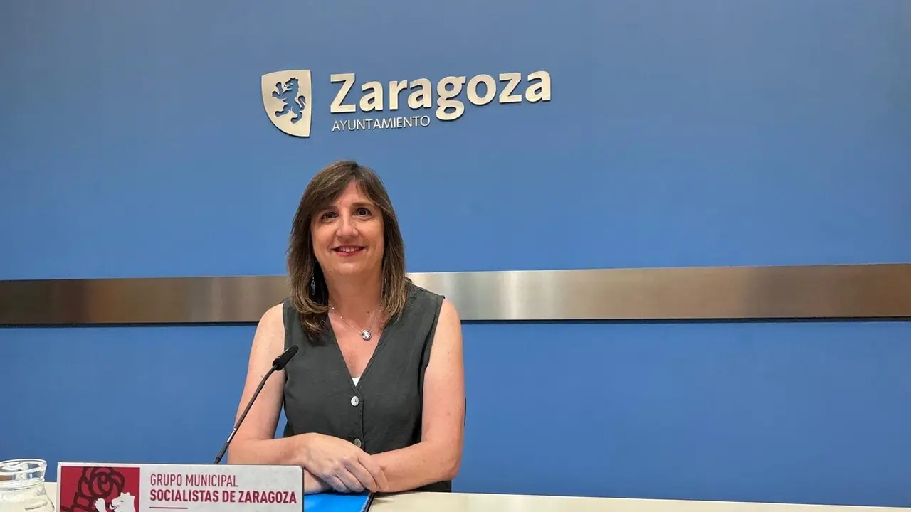 La portavoz del PSOE en el Ayuntamiento de Zaragoza, Lola Ranera./ EP