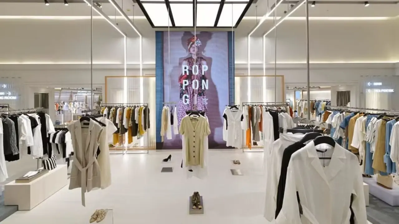 Llegan las rebajas a Zaragoza / ZARA