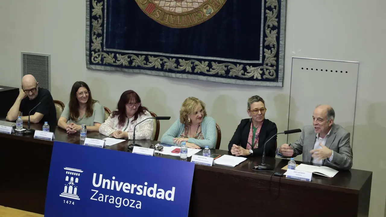 El catedr&aacute;tico Jes&uacute;s Santamar&iacute;a (en la esquina de la derecha) logra su tercera Advanced Grant, el respaldo europeo m&aacute;s prestigioso en investigaci&oacute;n - UNIZAR