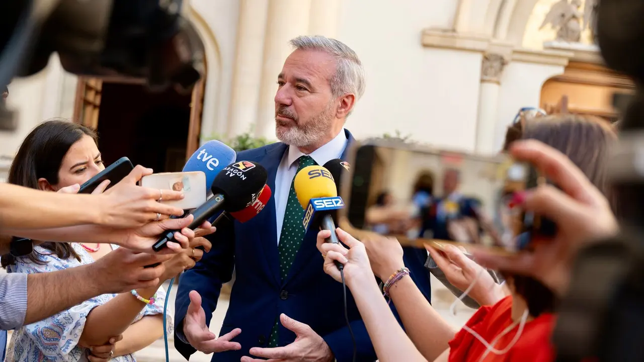 El presidente de Arag&oacute;n, Jorge Azc&oacute;n, en el Pignatelli./ DGA