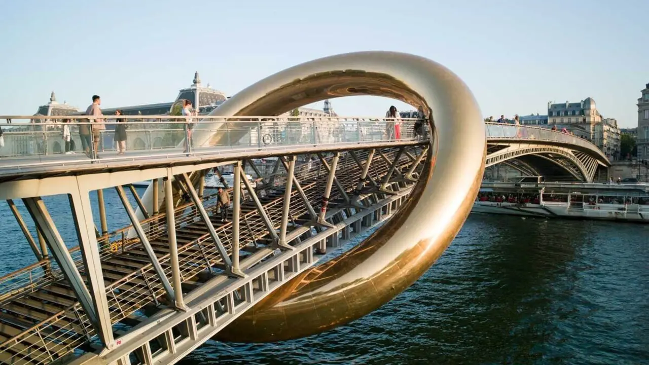 Ring de Luxe