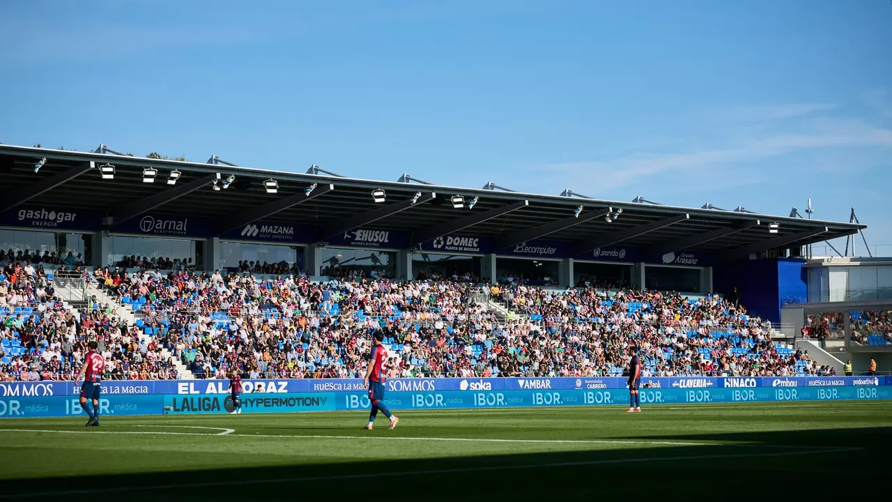 Estadio de El Alcoraz durante un partido / SD Huesca