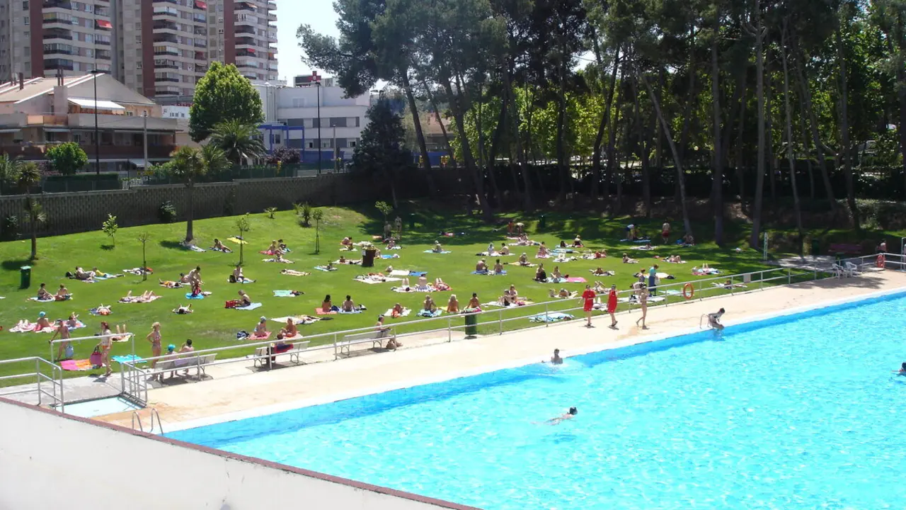 Centro Deportivo Municipal Perico Fern&aacute;ndez