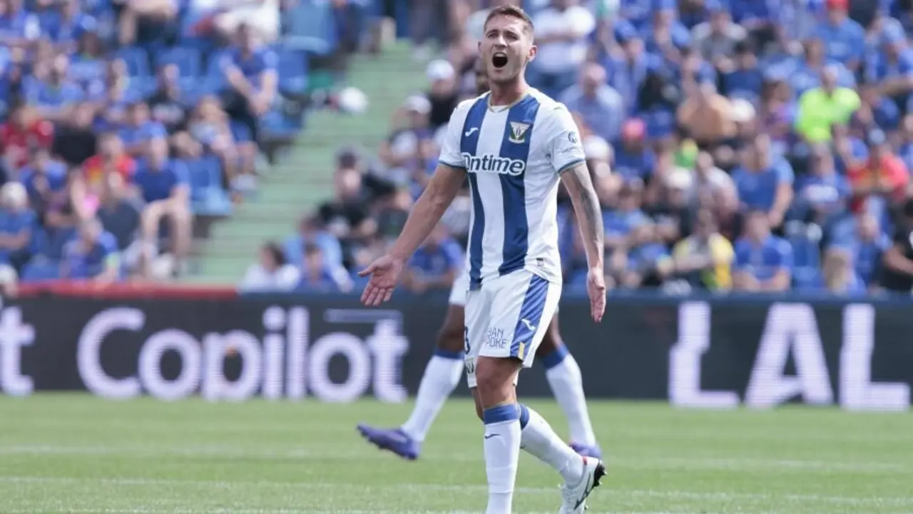 Jorge S&aacute;enz durante un encuentro con el Legan&eacute;s / LaLiga