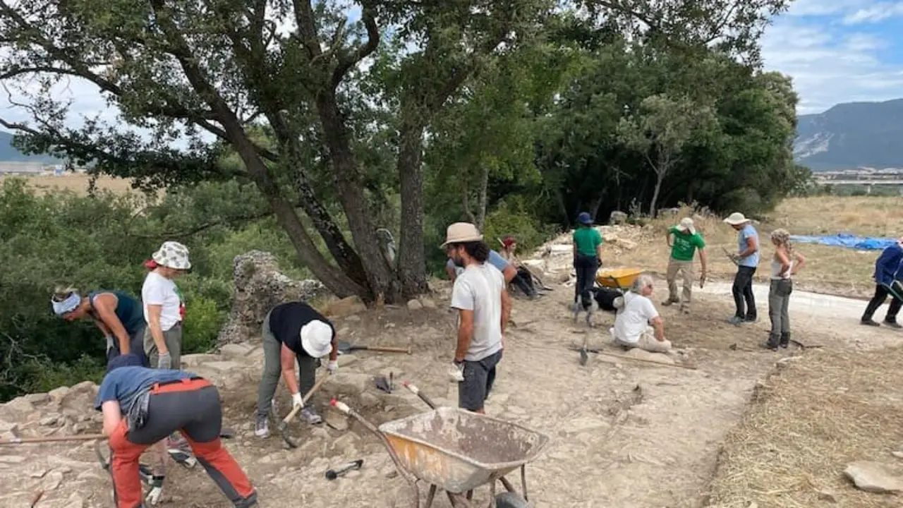 Excavaciones en un yacimiento romano.