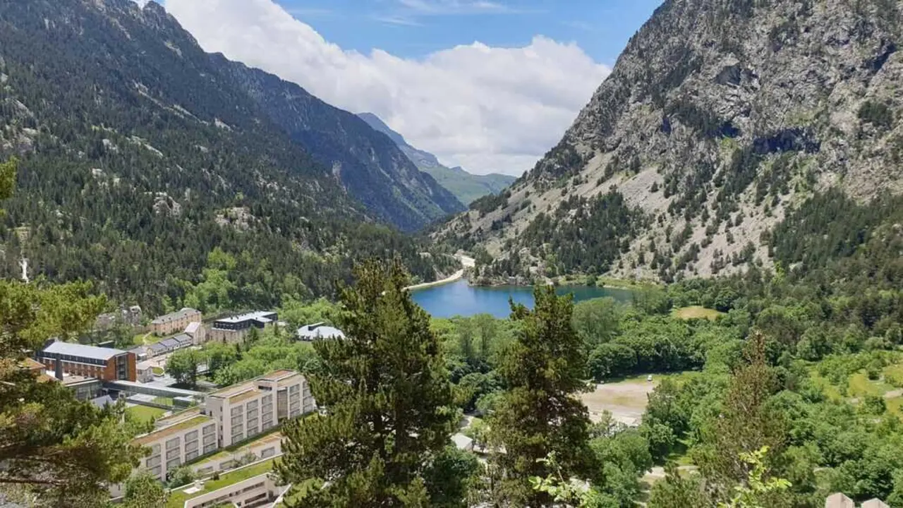 Balneario de Panticosa ./ Aram&oacute;n