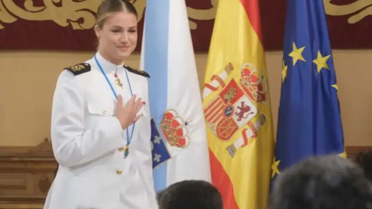 La Princesa de Asturias recibe la &ldquo;Medalla de Oro de Galicia 2025&rdquo;, en el Pazo de Raxoi, a 13 de julio de 2025, en Santiago de Compostela, Galicia (Espa&ntilde;a). / EP