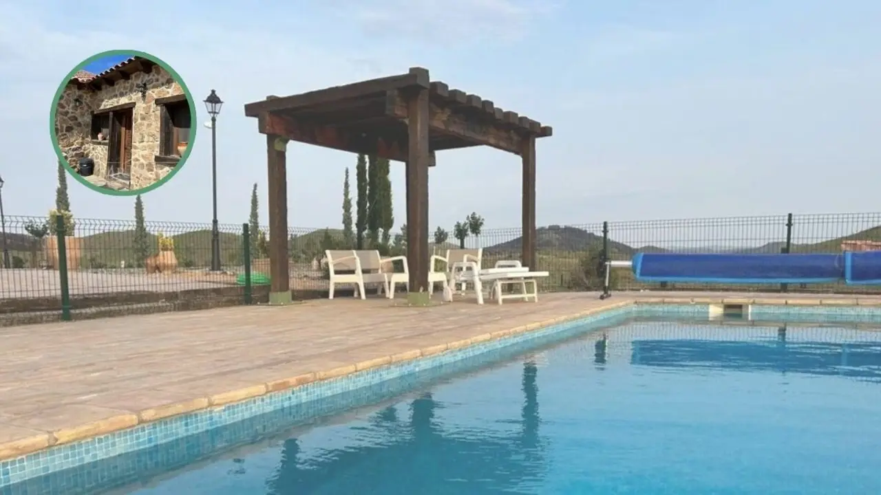 La extravagante finca de recreo que se vende cerca de Zaragoza