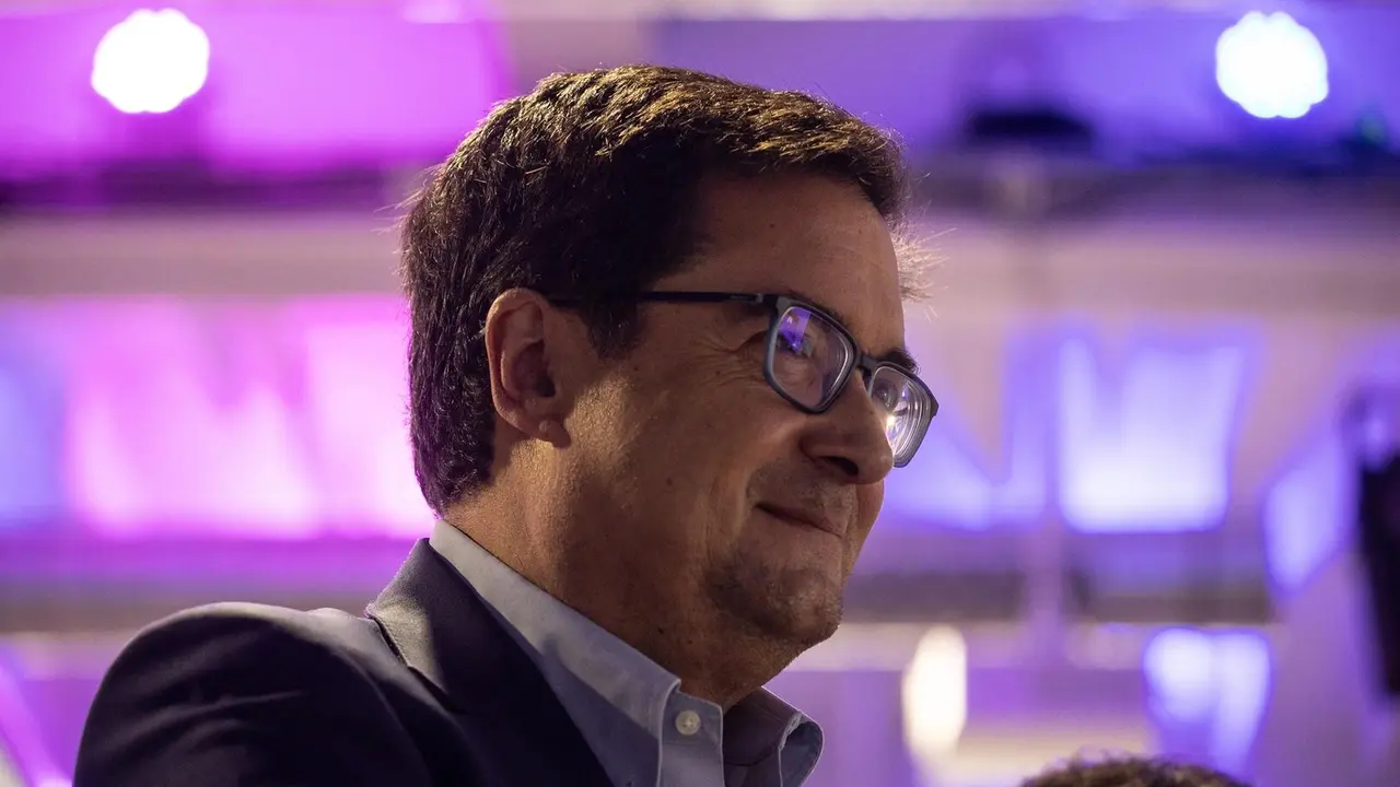 El ministro para la Transformaci&oacute;n Digital y de la Funci&oacute;n P&uacute;blica, &Oacute;scar L&oacute;pez, inaugura el acto de presentaci&oacute;n de las iniciativas RedIA y RedIA salud