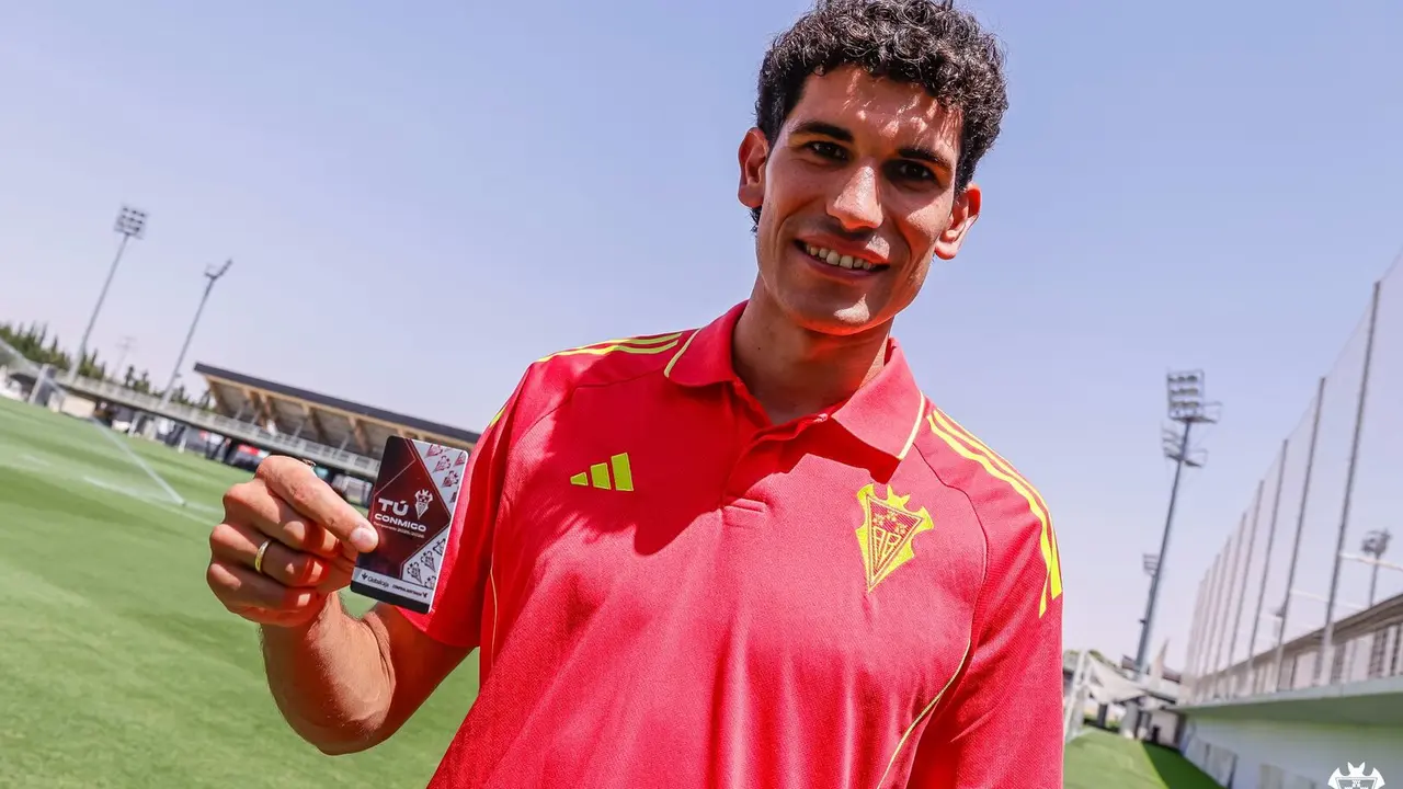 Jes&uacute;s Vallejo tras haber fichado por el Albacete Balompi&eacute;
