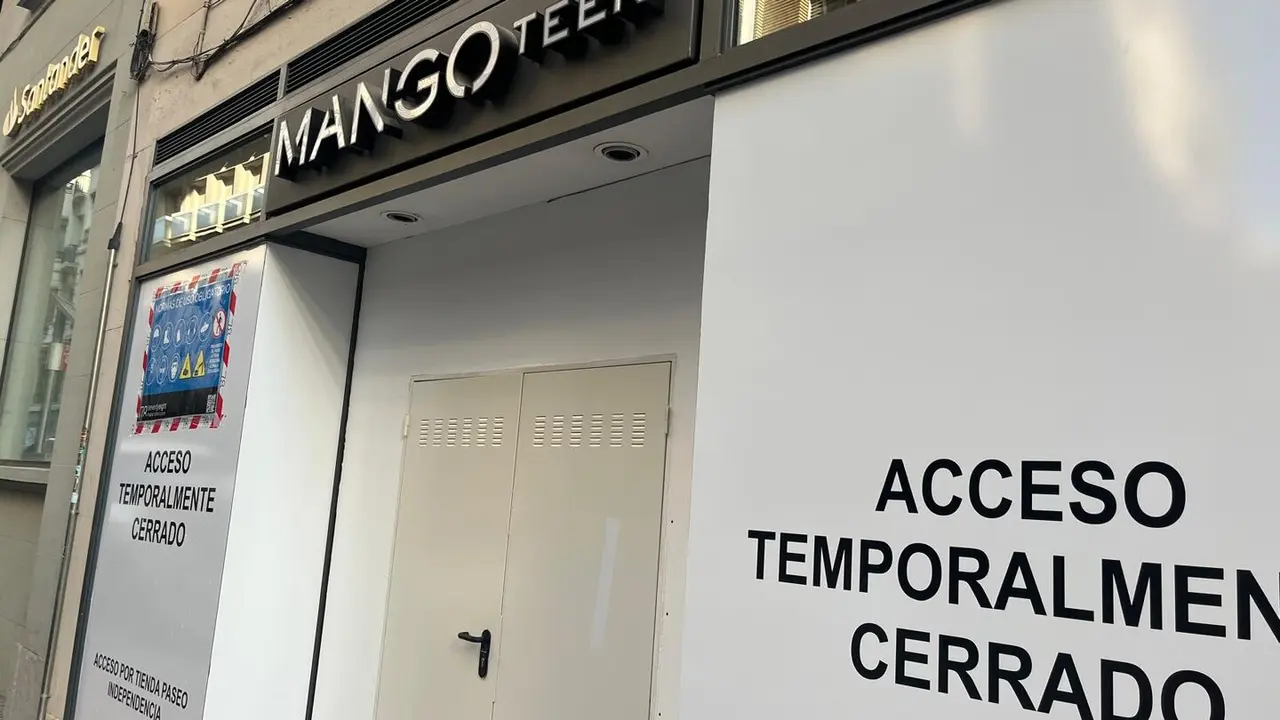 Lavado de cara de esta nueva tienda en la Calle Zurita, Mango Teen / Carlos L&oacute;pez