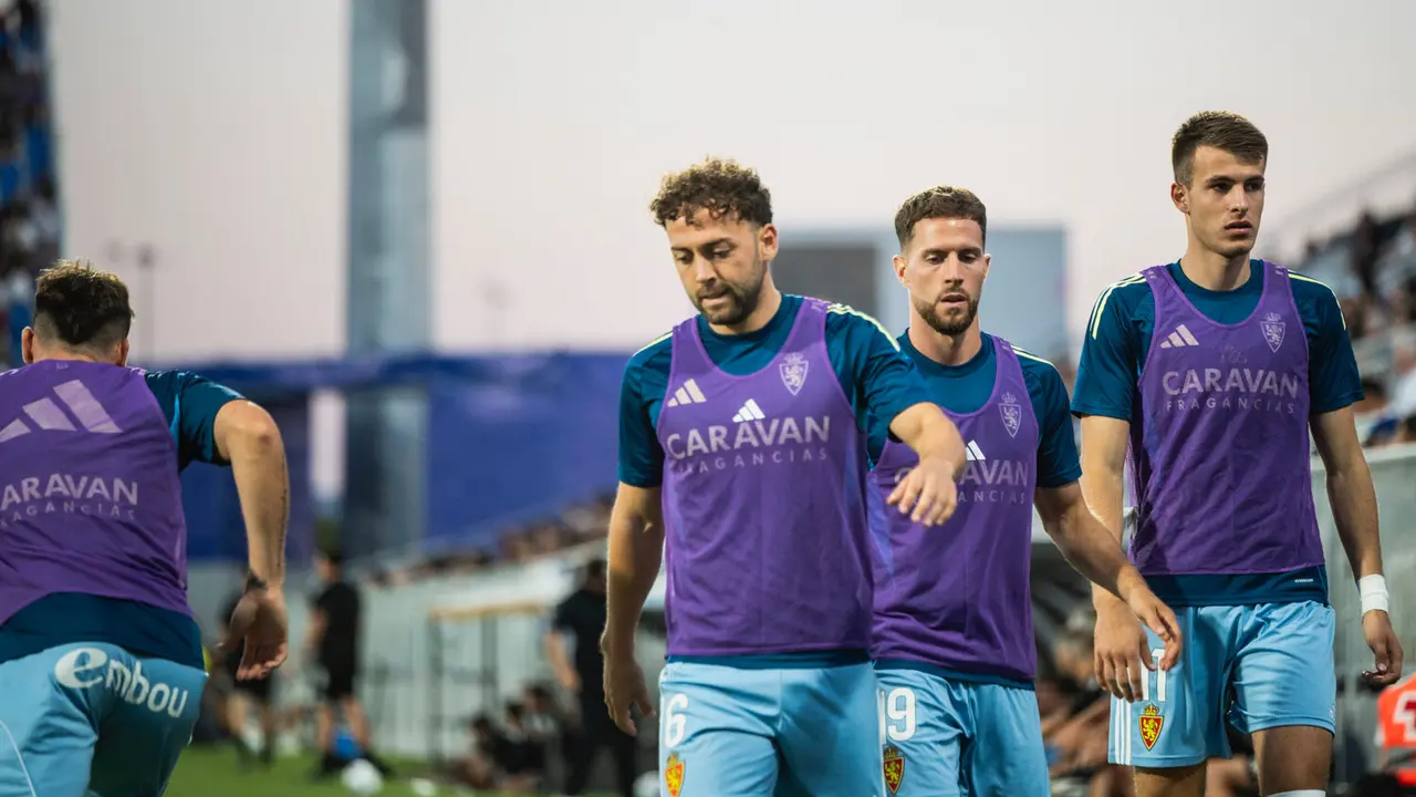 Keidi Bare, Bazdar y Sober&oacute;n calentando / Marcos Cebri&aacute;n