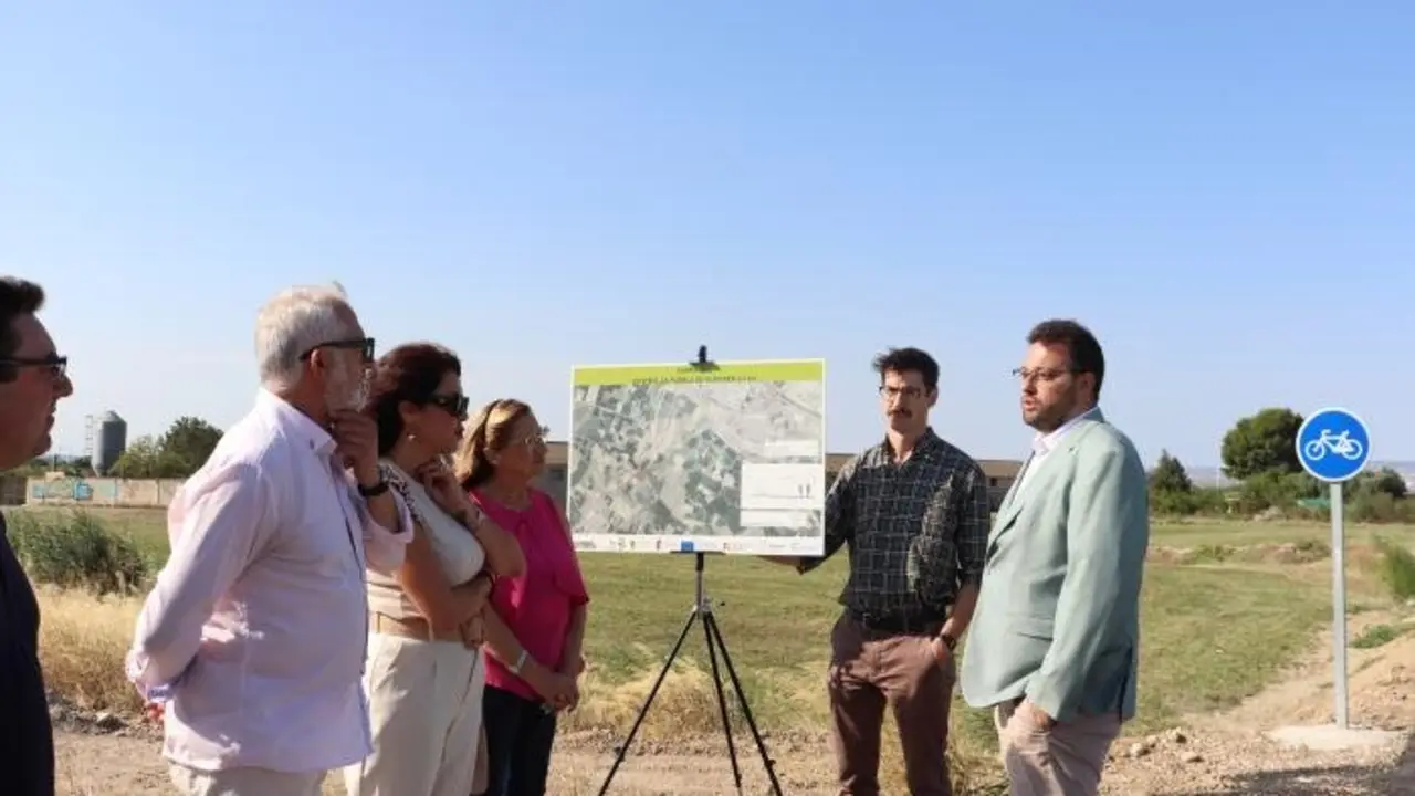 El nuevo carril bici entre La Puebla de Alfind&eacute;n y Pastriz entra en funcionamiento