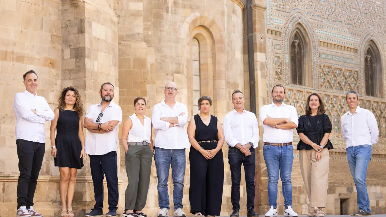 Nueva junta de gobierno. / COAATZ