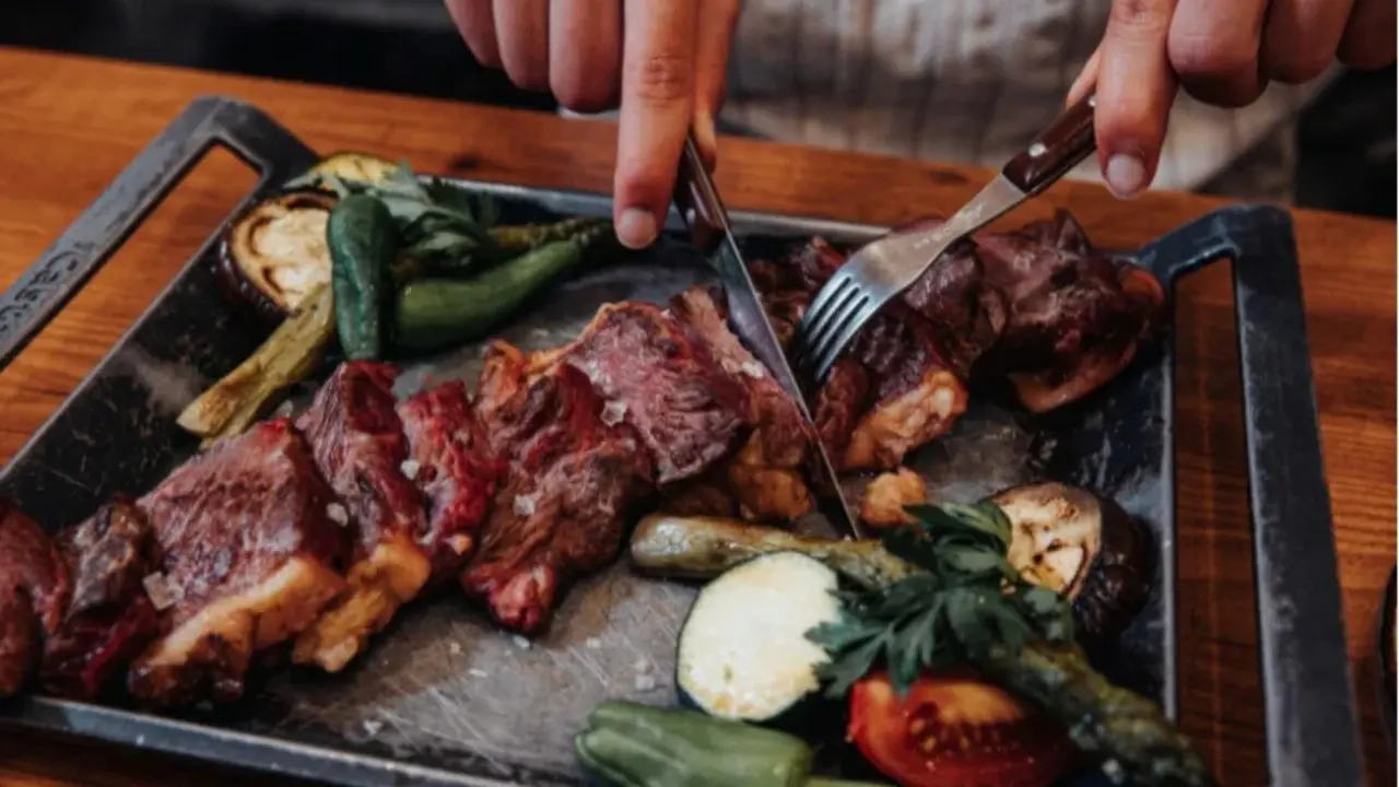 Este es el bar de tapas m&aacute;s famoso de Huesca: ideal para San Lorenzo con 4.000 rese&ntilde;as ./ Comomelocomo Huesca