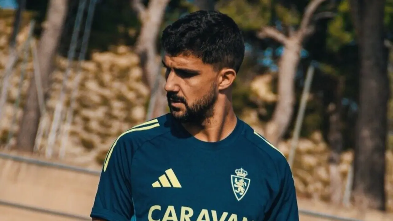 Carlos Pomares durante un entrenamiento con el Real Zaragoza