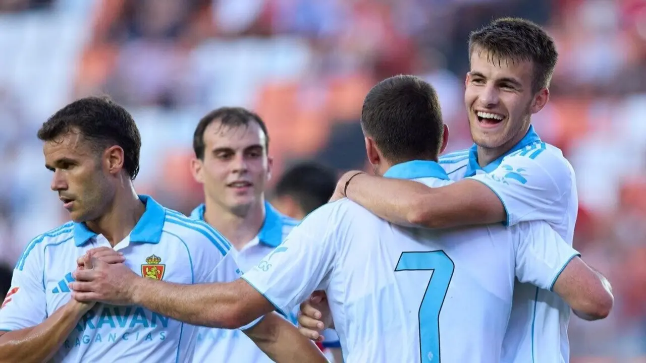Bazdar y Sober&oacute;n celebran el primer gol ante el N&agrave;stic / Real Zaragoza