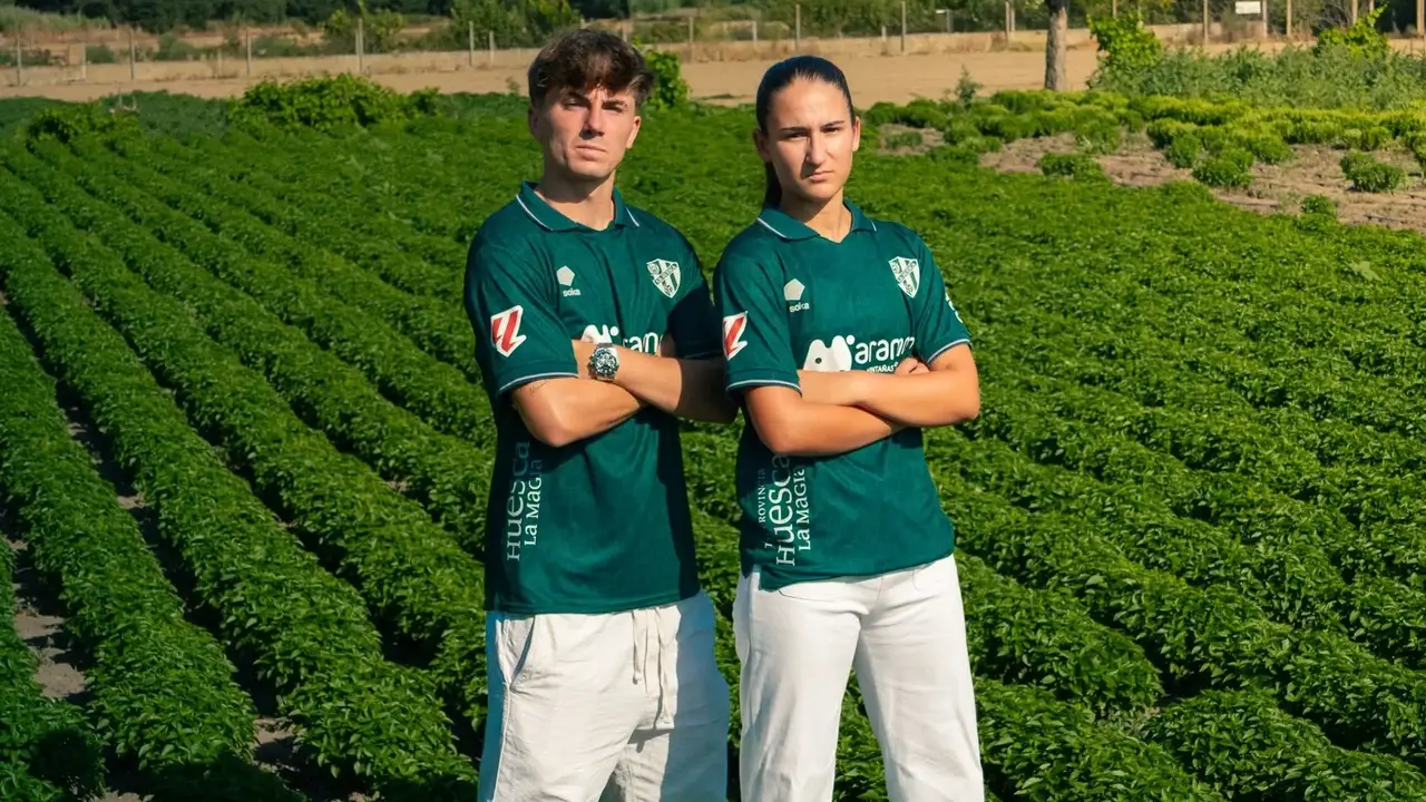 Tercera equipaci&oacute;n de la SD Huesca