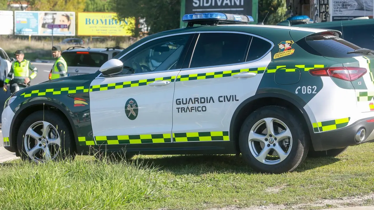 GUARDIA CIVIL.