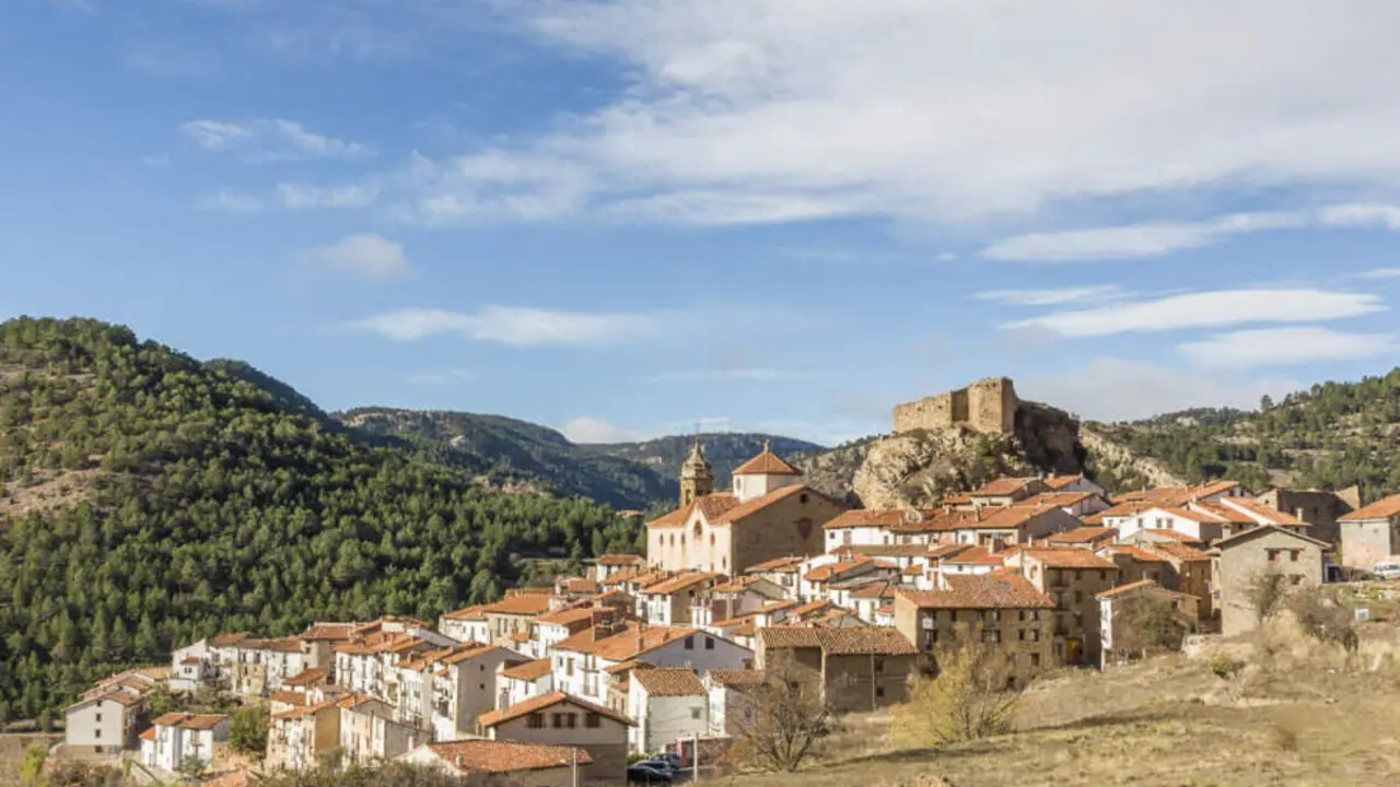 Linares de Mora. Fuente: Turismo de Arag&oacute;n
