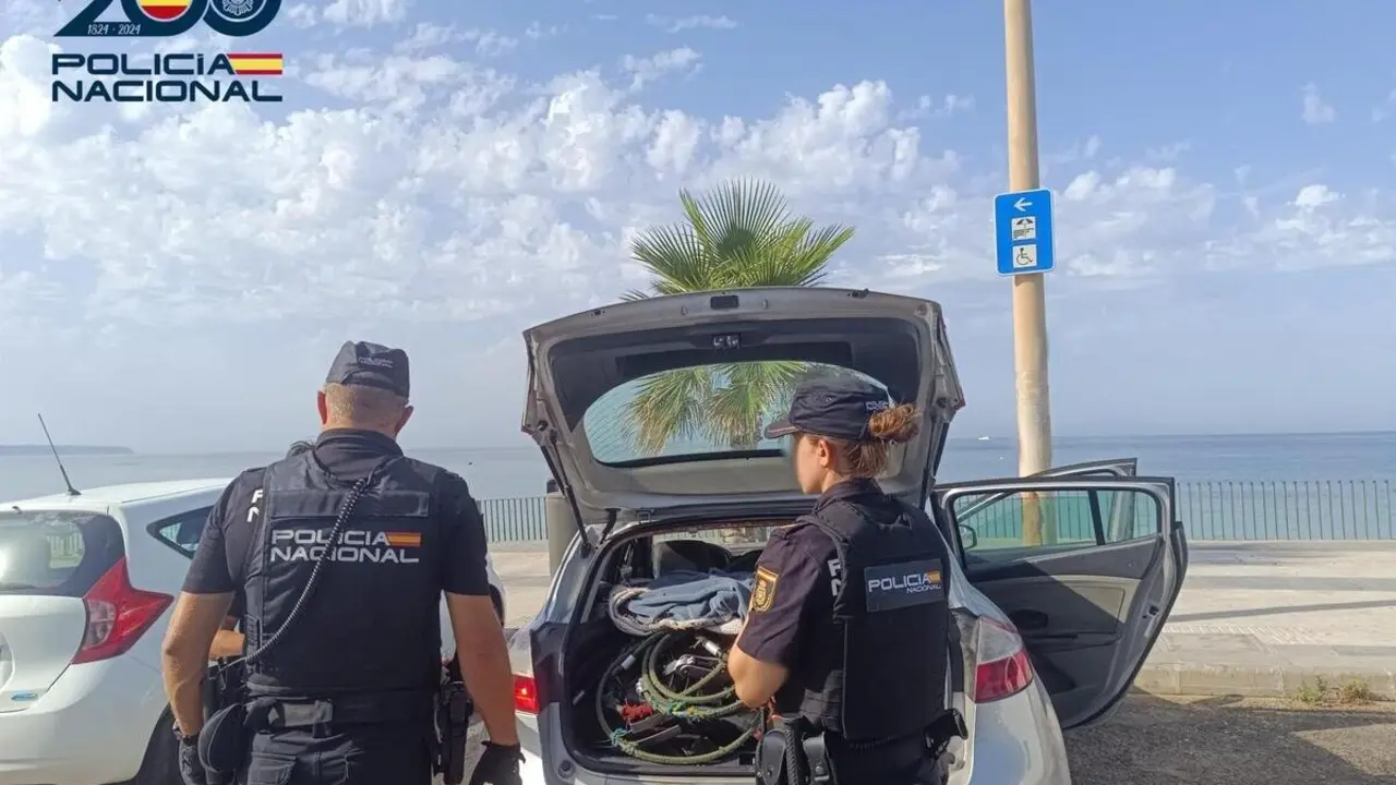 Agentes de la Polic&iacute;a Nacional