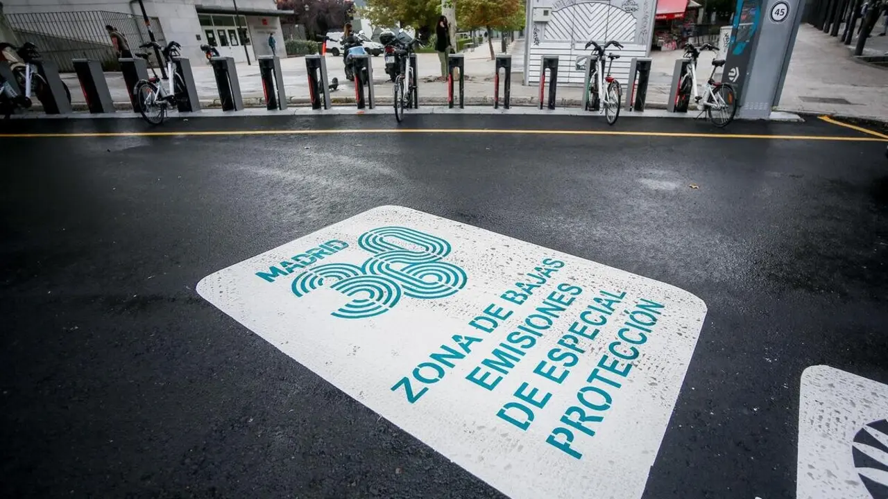 Archivo - Una de cada tres ciudades obligadas a implantar zonas de bajas emisiones cumple la normativa.
- Ricardo Rubio - Europa Press - Archivo