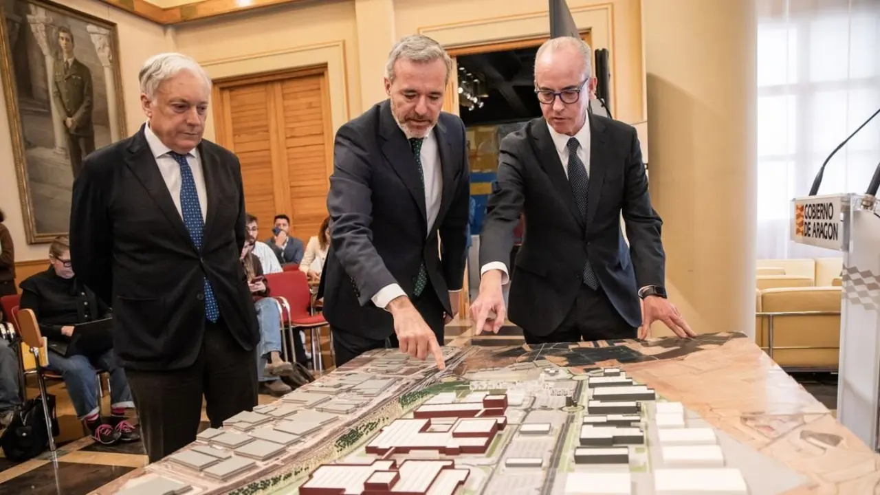 Octavio L&oacute;pez, Jorge Azc&oacute;n y Jorge Costa en la presentaci&oacute;n del PIGA del proyecto CLAVE.