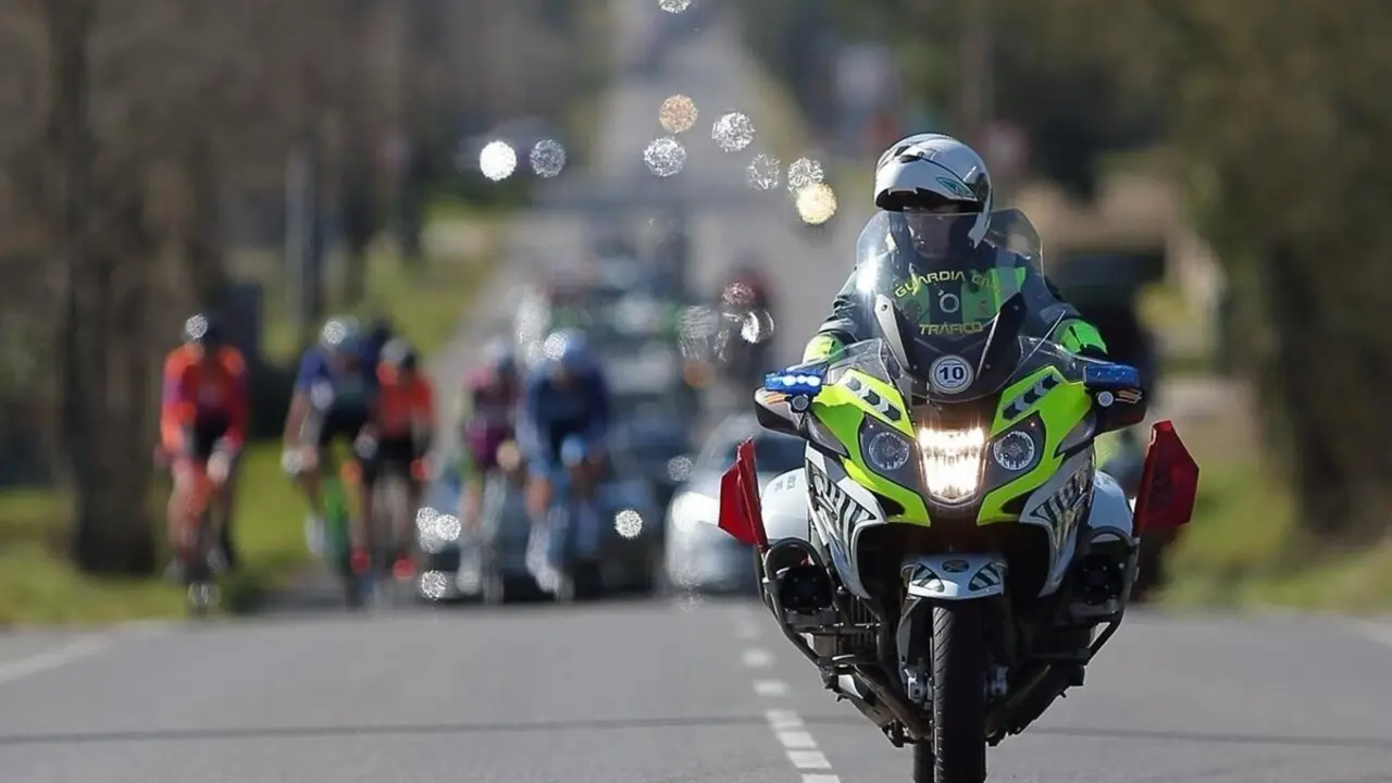 La Guardia Civil desplegar&aacute; un operativo especial para la seguridad de la Vuelta a Espa&ntilde;a 2025 - GUARDIA CIVIL