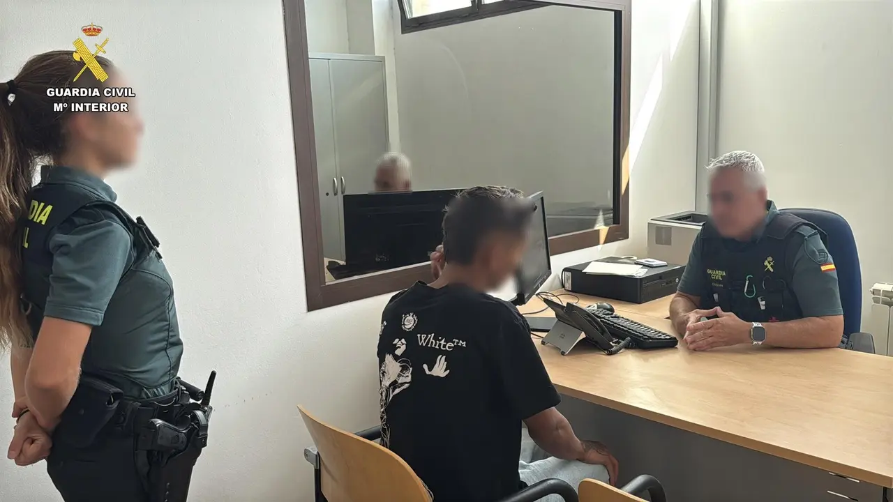 Detenido en Calahorra un joven de 22 a&ntilde;os por intentar asesinar a su pareja. / GUARDIA CIVIL DE LA RIOJA