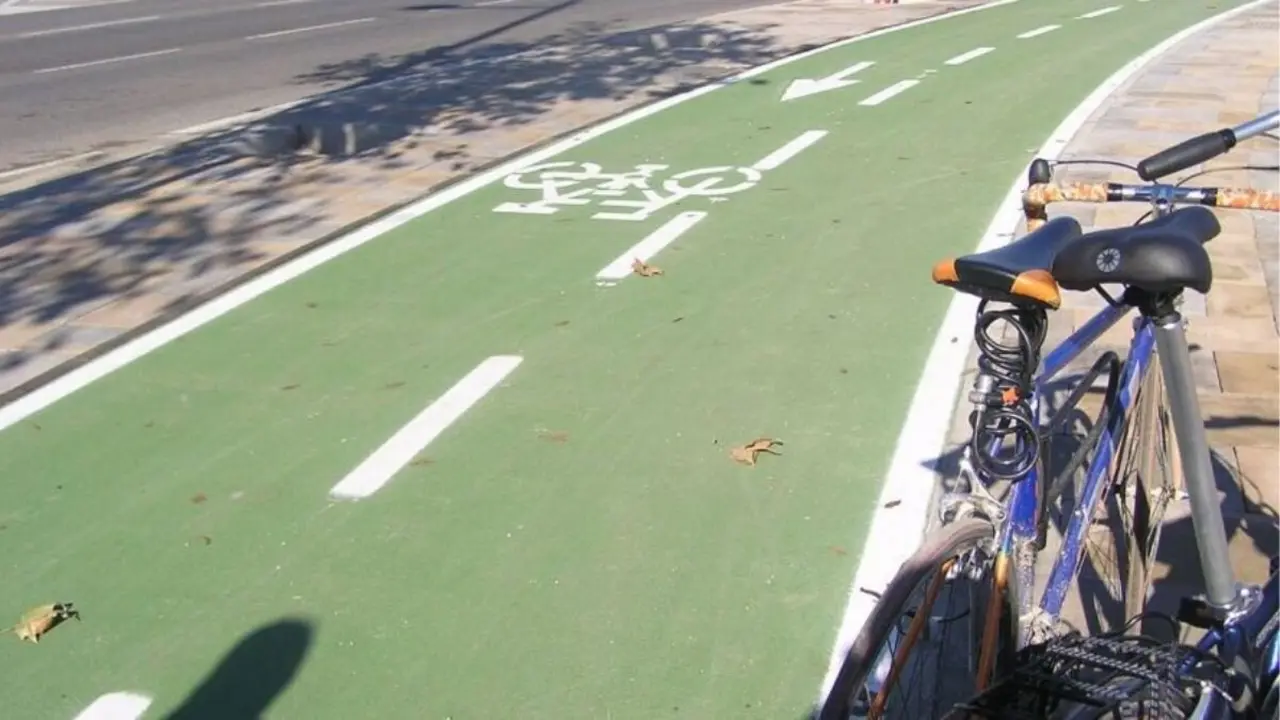 Carril bici. / HA