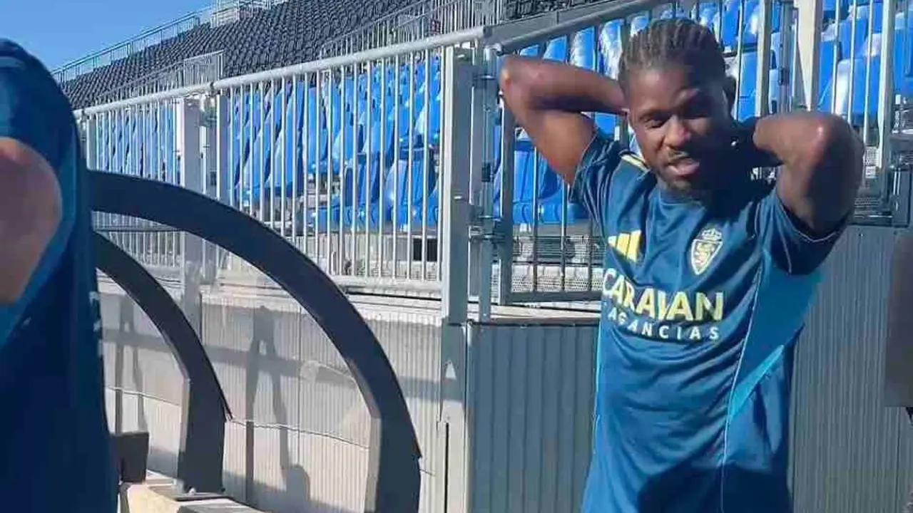 Paul Akouokou en su primer entrenamiento con el Real Zaragoza / RZ