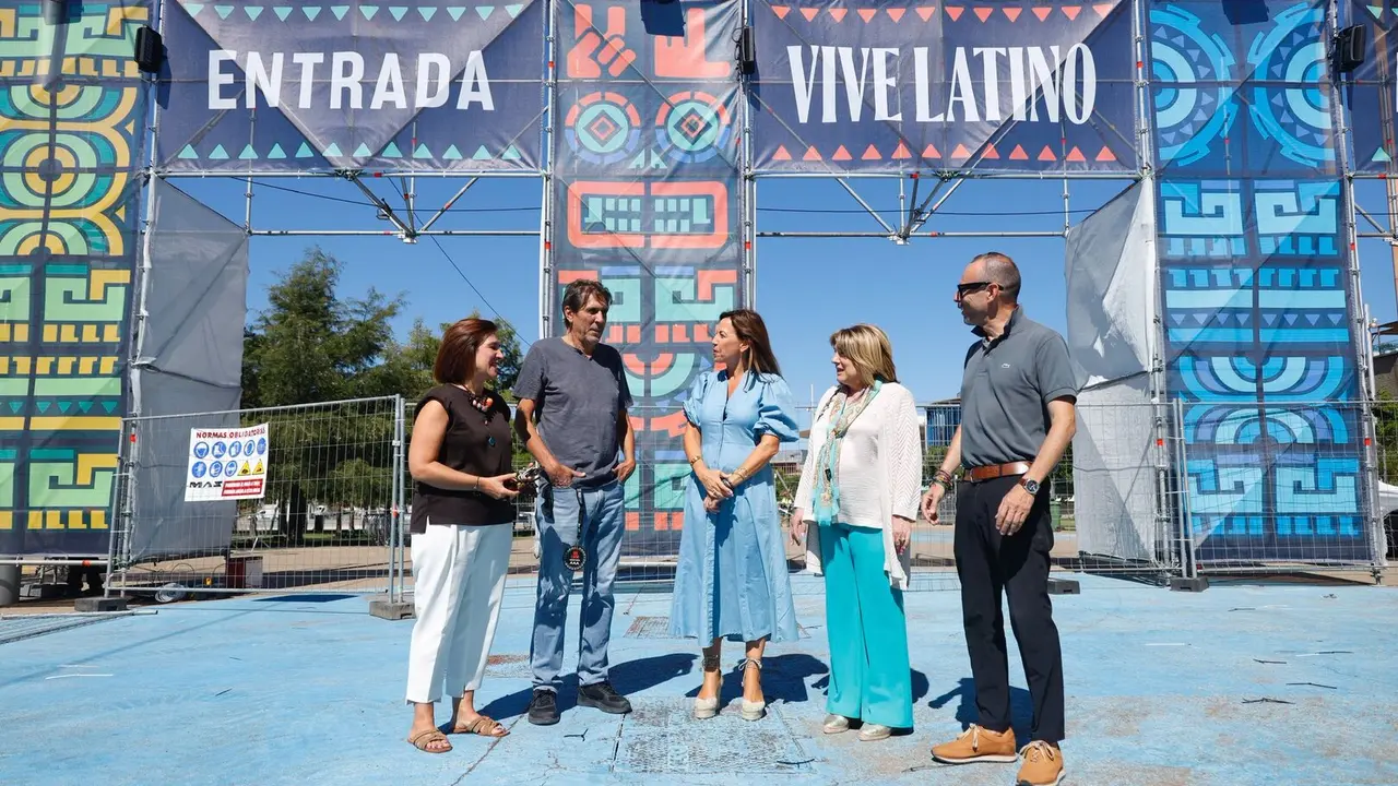 Visita al montaje de festival Vive Latino 2025. /AZ