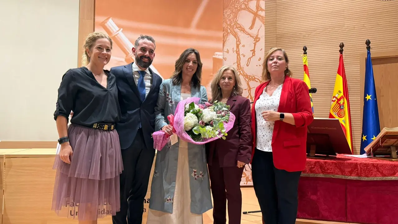Elena Est&eacute;banez ha sido nombrada nueva decana de la facultad de ciencias de la salud de la Universidad de Zaragoza