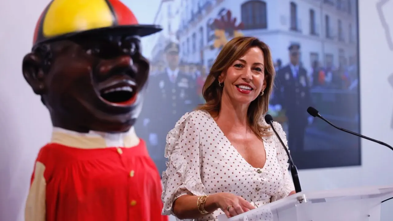 La alcaldesa de Zaragoza, Natalia Chueca, presenta las Fiestas del Pilar 2025. /AZ