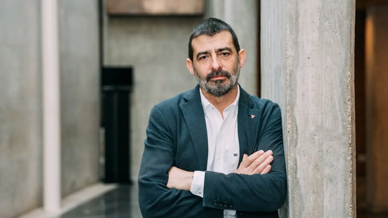 El portavoz de Izquierda Unida, &Aacute;lvaro Sanz, en La Aljafer&iacute;a./ &Aacute;lvaro Calvo