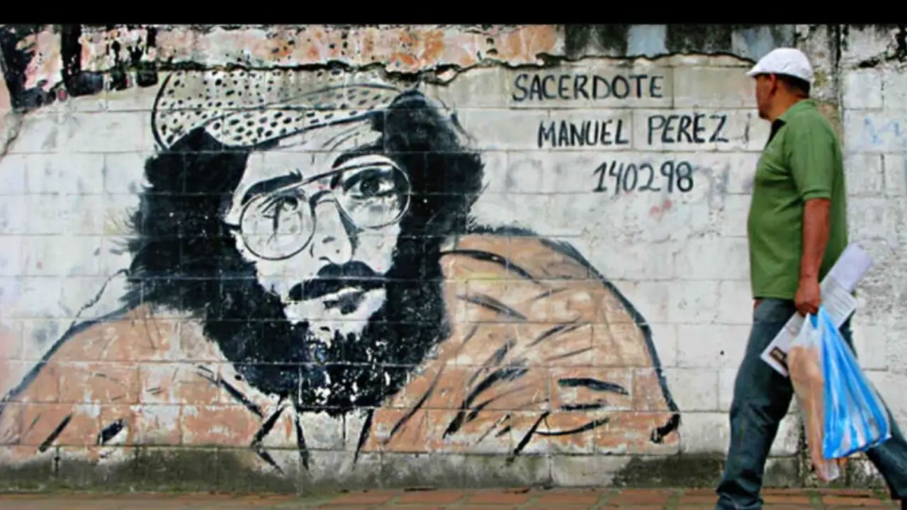 manuel-perez-cura-guerrillero-alfam&eacute;n