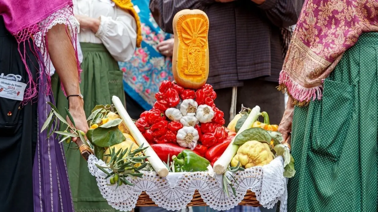 ofrenda-de-frutos-zaragoza-2025