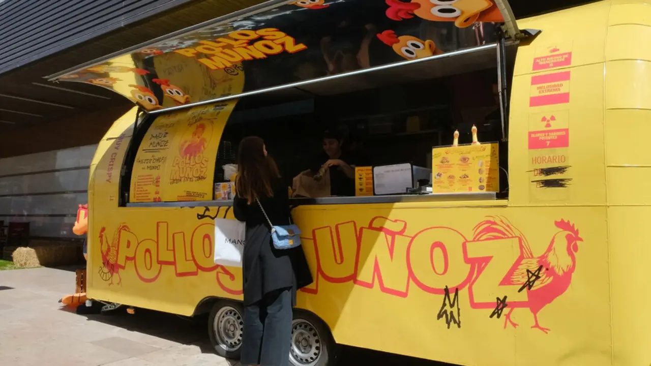 Foodtruck Pollos Mu&ntilde;oz