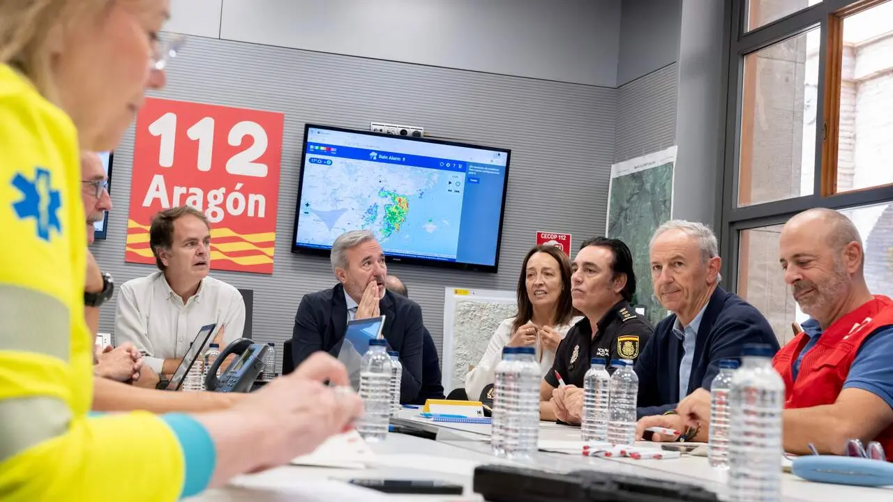 Reuni&oacute;n del 112 en Arag&oacute;n, este lunes en el Pignatelli./ DGA
