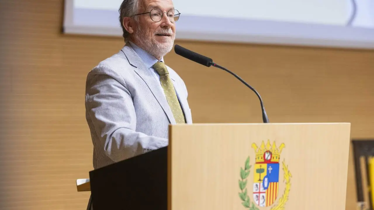 Javier Garc&iacute;a Tirado, reelegido presidente del Colegio de M&eacute;dicos de Zaragoza