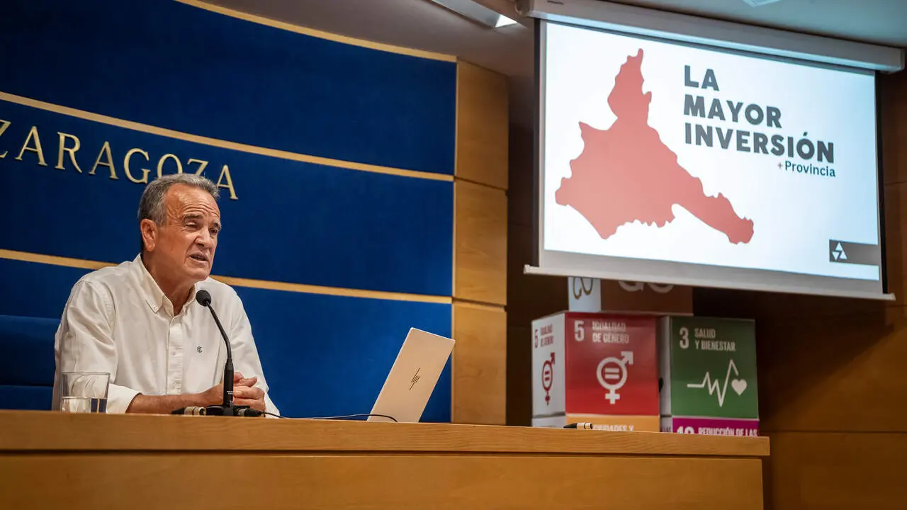 Plan +Provincia presentado por el presidente Juan Antonio S&aacute;nchez Quero / Daniel Marzo