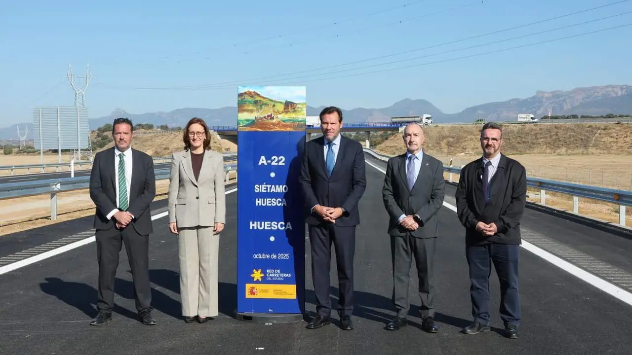 Inauguraci&oacute;n del &uacute;ltimo tramo de la A-22.