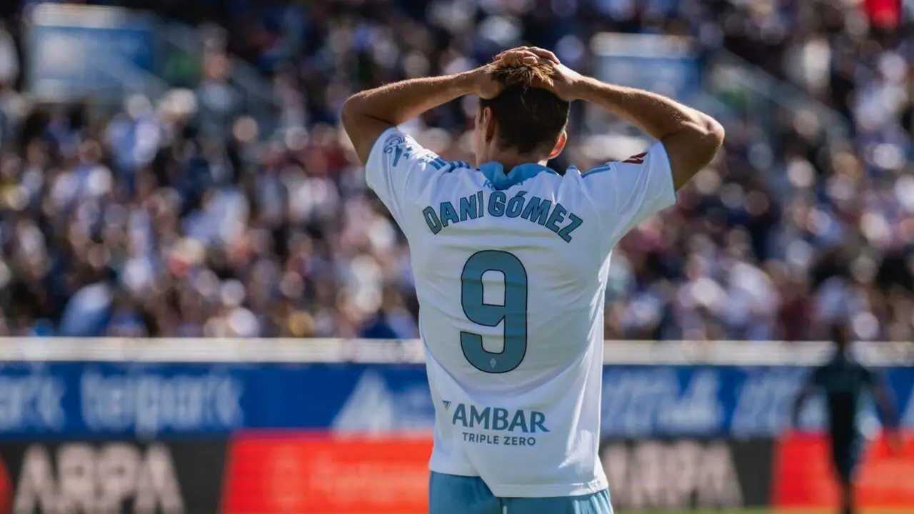 Dani G&oacute;mez durante el Real Zaragoza - C&oacute;rdoba / RZ