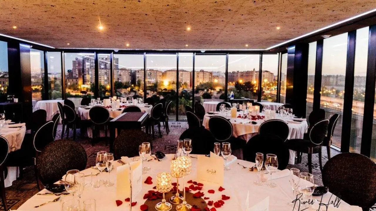 River Hall Gastro Zaragoza