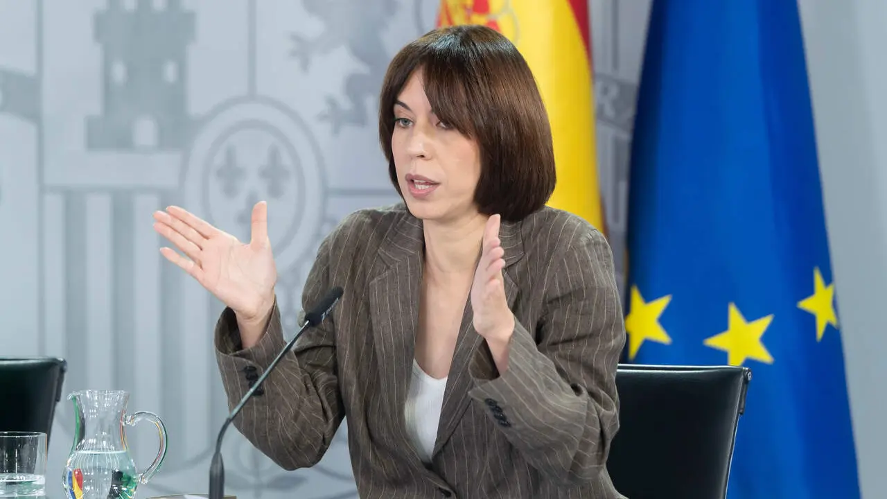 La titular de Ciencia y Universidades, Diana Morant, tras el Consejo de Ministros./ EP