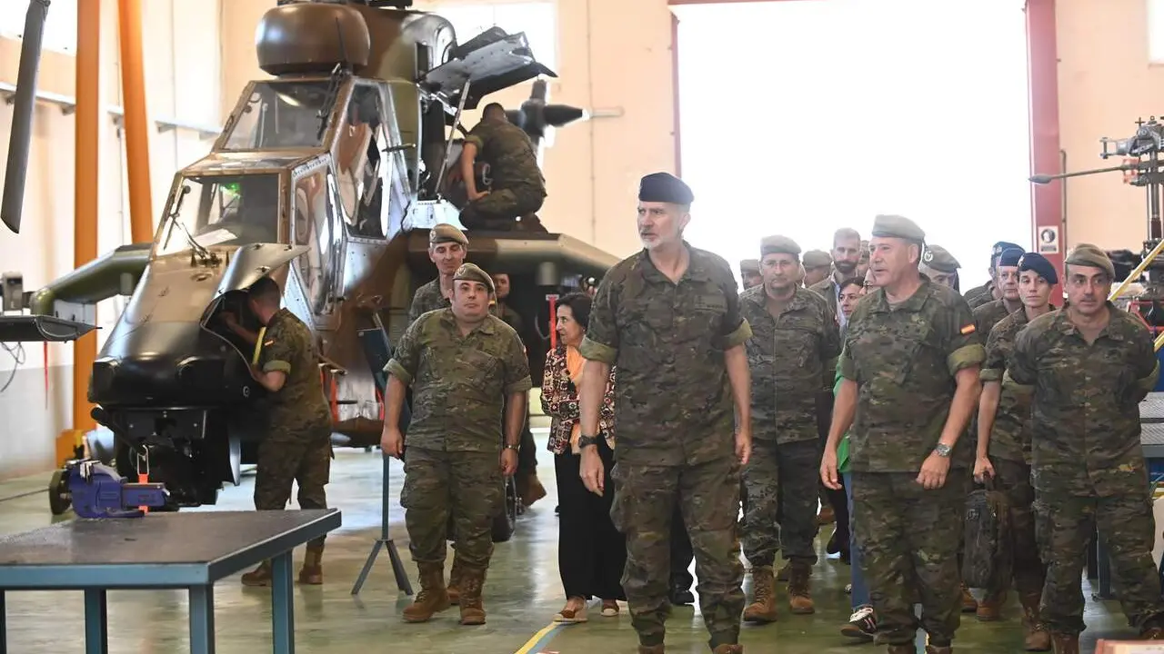 El Rey Felipe VI visita la Academia de Log&iacute;stica (ACLOG) del Ej&eacute;rcito de Tierra. / EP