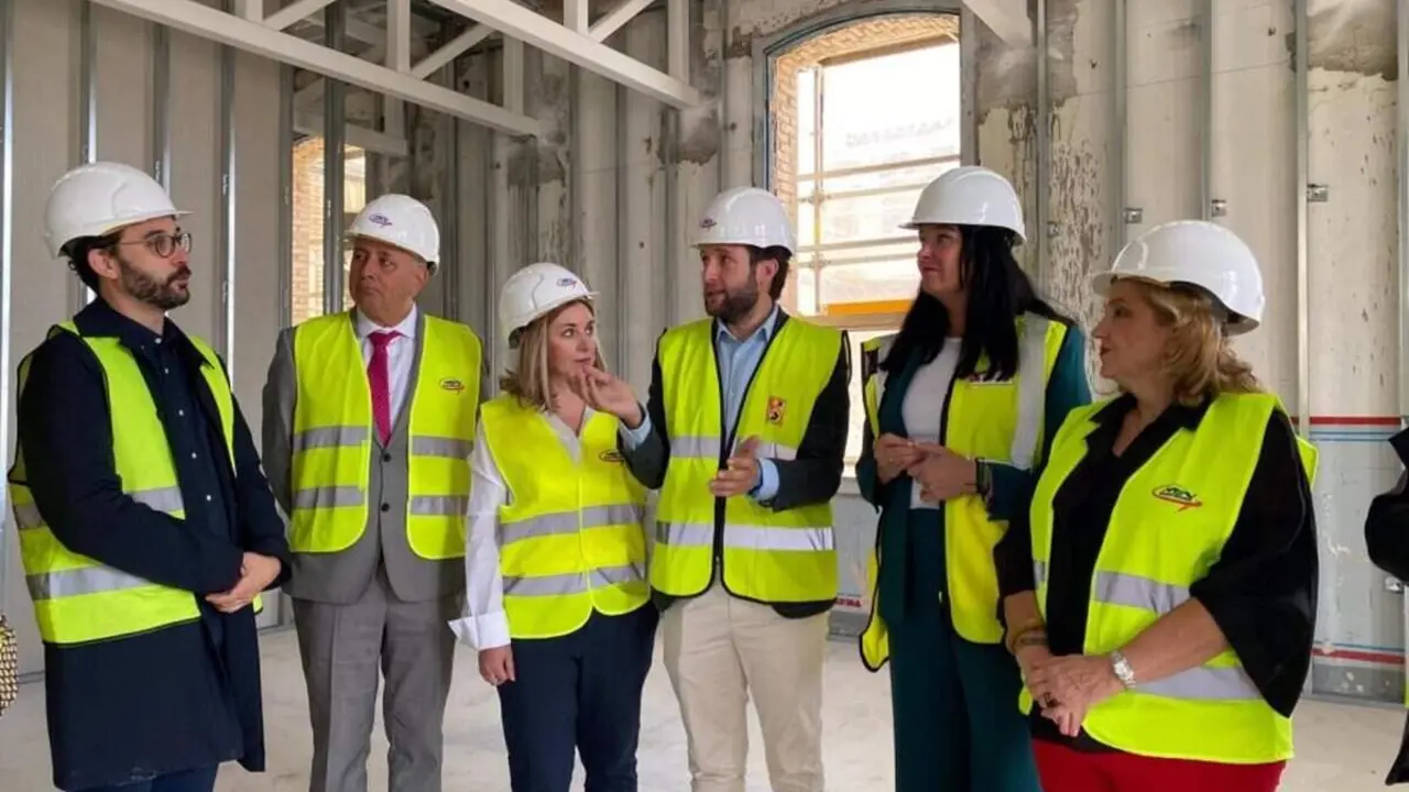 Visita a las obras de la Antigua Residencia de Ni&ntilde;os de Huesca, futura sede del grado de Medicina
- GOBIERNO DE ARAG&Oacute;N
